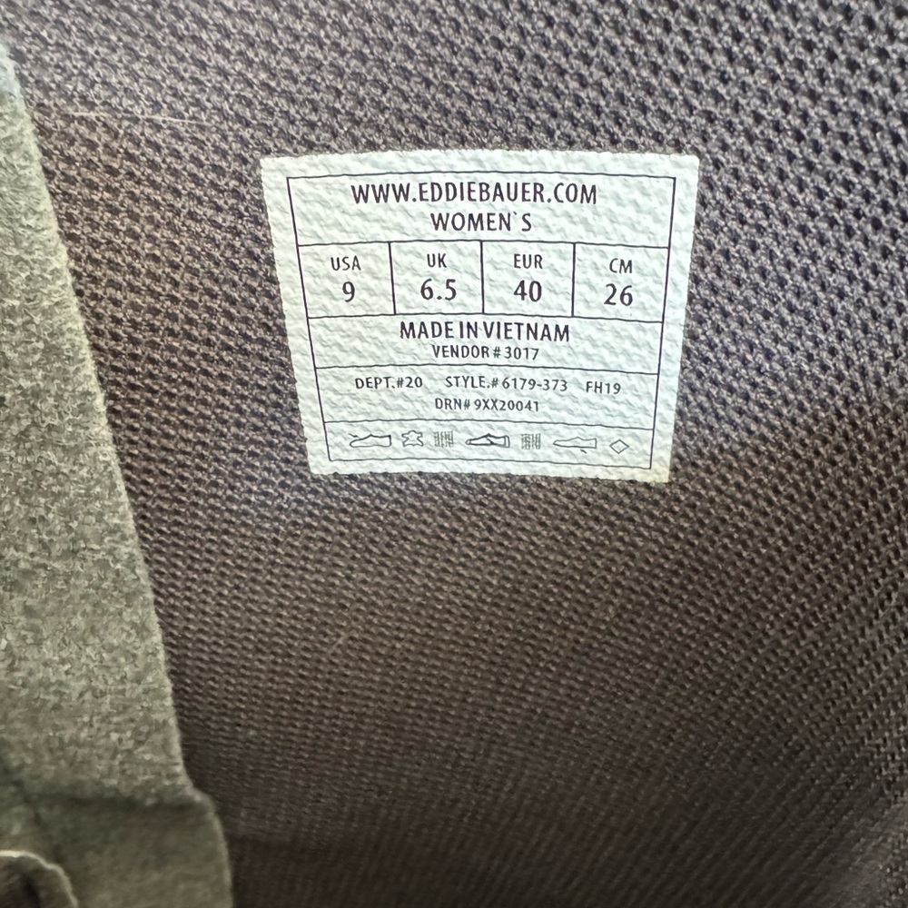 Eddie Bauer Women’s Tall Boots - Picture 2 of 4